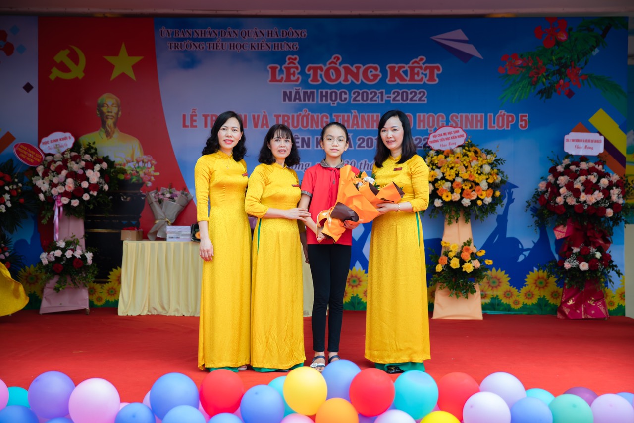 Lễ tổng kết năm học 2021 – 2022; Lễ tri ân và trưởng thành cho học sinh lớp 5 niên khóa 2017-2022