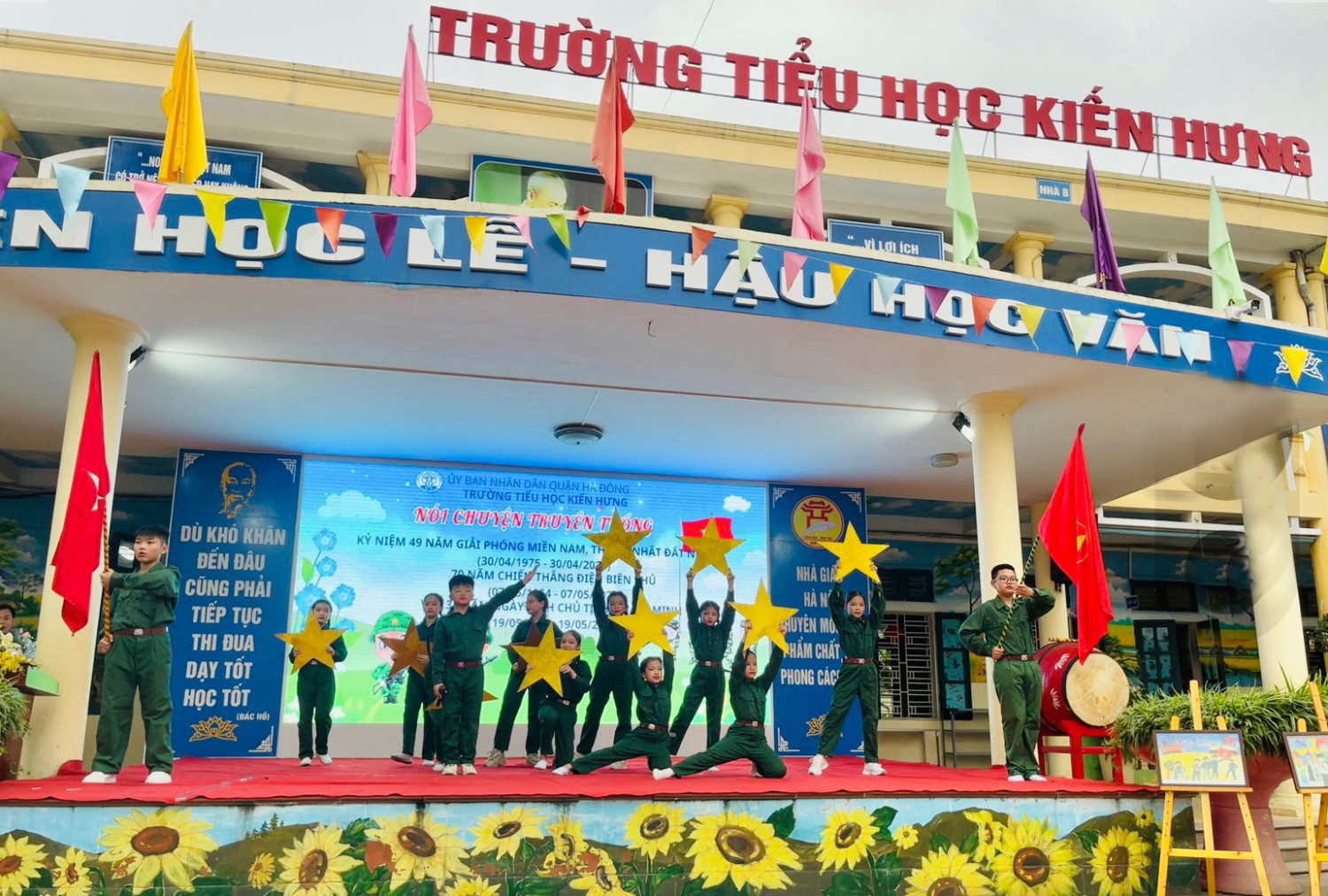 Buổi nói chuyện truyền thống kỷ niệm 49 năm ngày giải phóng miền Nam, thống nhất đất nước; 138 năm ngày Quốc tế lao động; 70 năm chiến thắng Điện Biên Phủ; 134 năm ngày sinh Chủ tịch Hồ Chí Minh