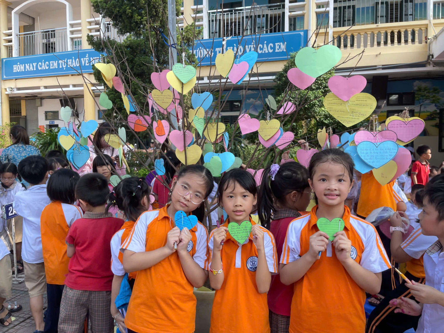 z7135401851811 de48bac28047ac14c5a1abbbbd2445f5