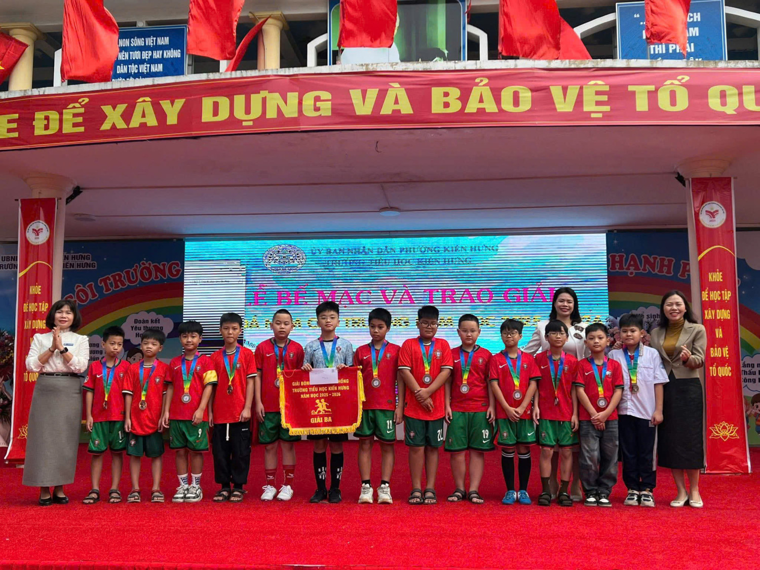 z7164272268399 91b2104229723478472f290a892385e7