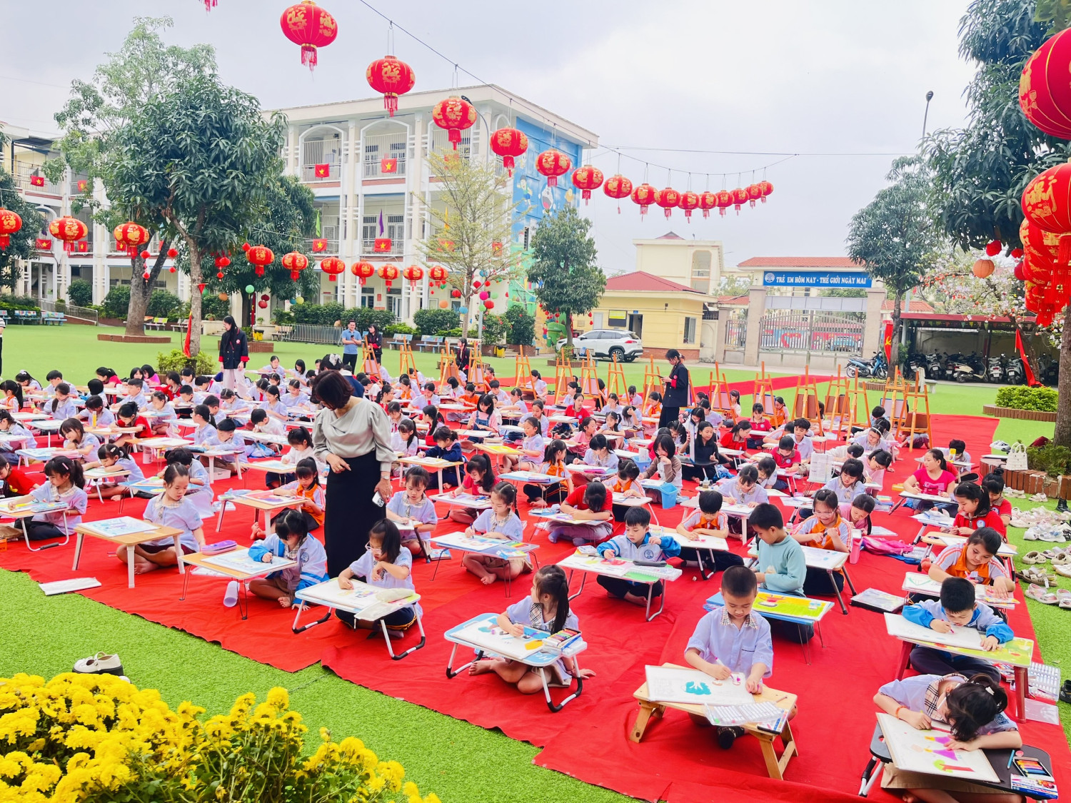 🌸🎨 CUỘC THI VẼ CHÀO MỪNG QUỐC TẾ PHỤ NỮ 8/3 – NGÀY CỦA NỬA THẾ GIỚI YÊU THƯƠNG 🎨🌸