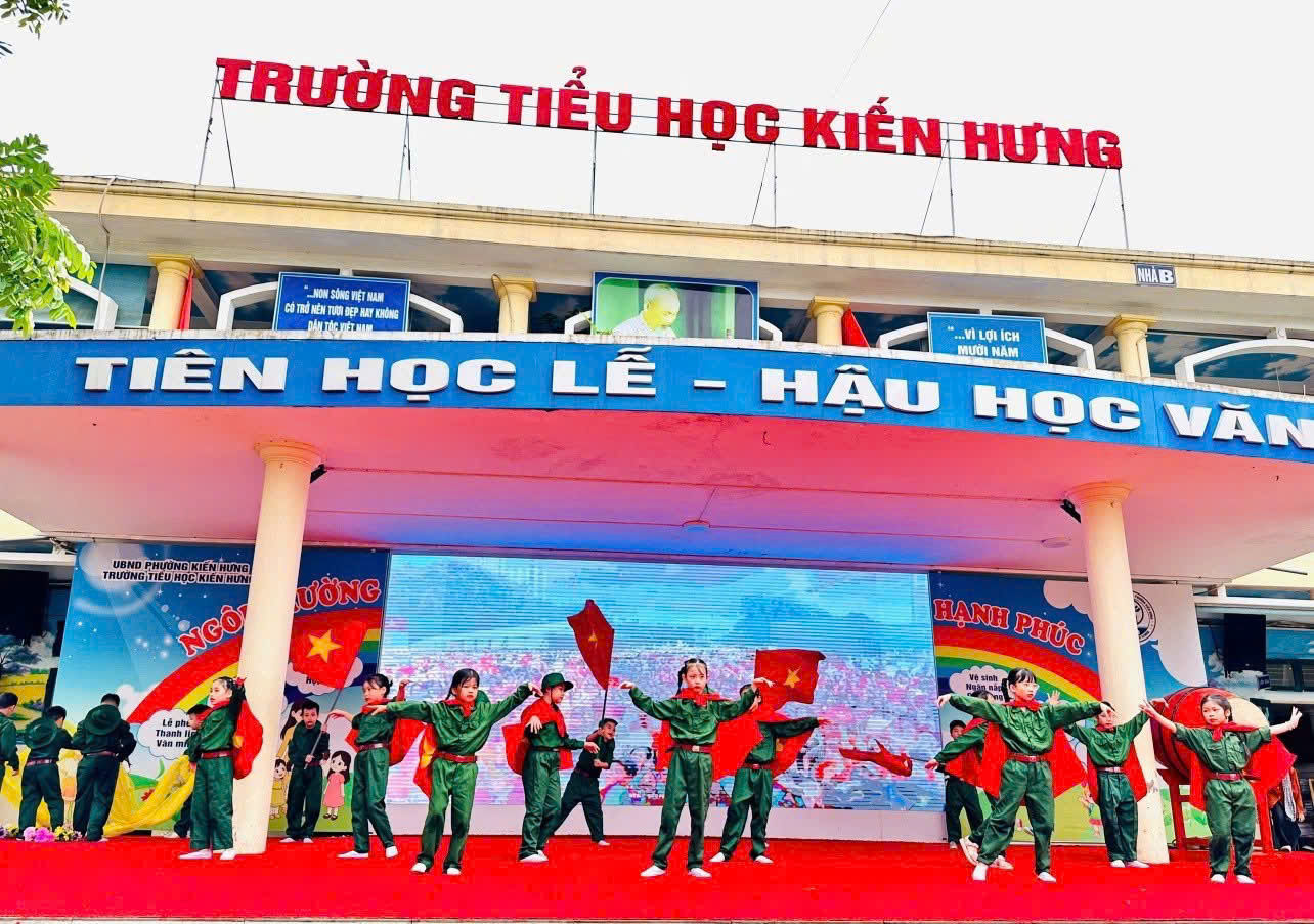 💐 TRƯỜNG TIỂU HỌC KIẾN HƯNG: HÀO HÙNG KỶ NIỆM 51 NĂM NGÀY GIẢI PHÓNG MIỀN NAM VÀ 140 NĂM NGÀY QUỐC TẾ LAO ĐỘNG 💐