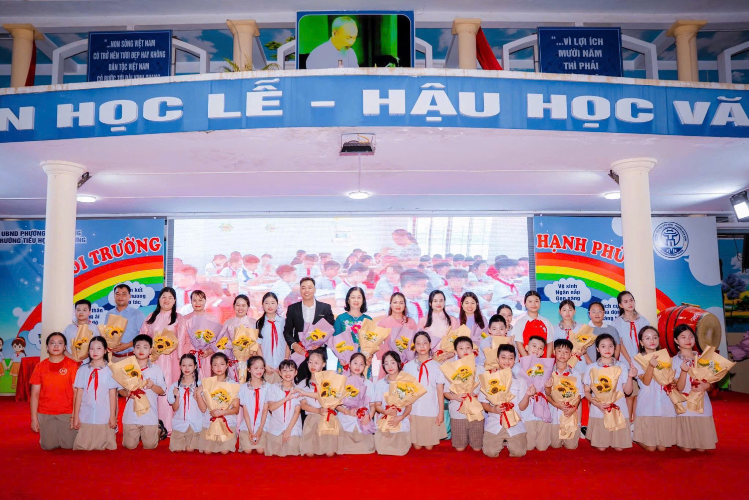 🌸 LỄ TRI ÂN VÀ TRƯỞNG THÀNH CHO HỌC SINH KHỐI 5: DẤU ẤN TUỔI THƠ – HÀNH TRÌNH CỦA YÊU THƯƠNG 🌸